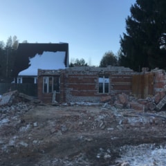 Демонтаж кирпичного дома зимой 5